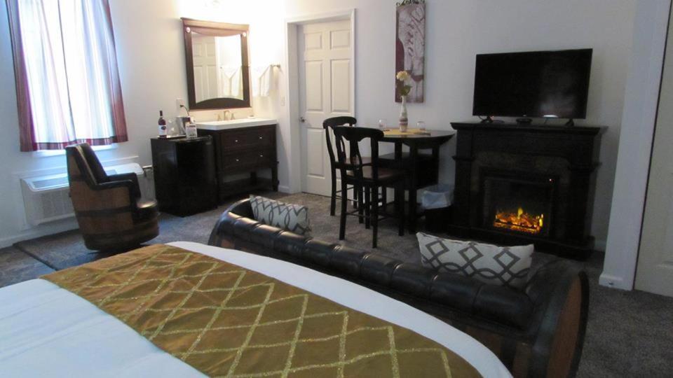 The Inn At Deer Creek Winery Shippenville エクステリア 写真